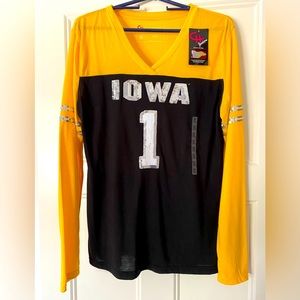 Nwt Iowa Hawkeyes long sleeve top shirt sequins juniors size xl